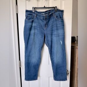 Old Navy Boyfriend Skinny Medium Wash size 18‎ Petite